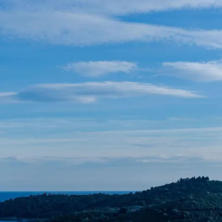 Apartment Isabora - Two-bedroom With Terrace And Sea View Nea Dubrovnik
