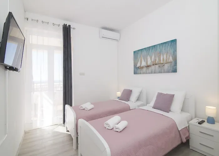 公寓 Isabora - Two-bedroom With Terrace And Partial Sea View Nea *